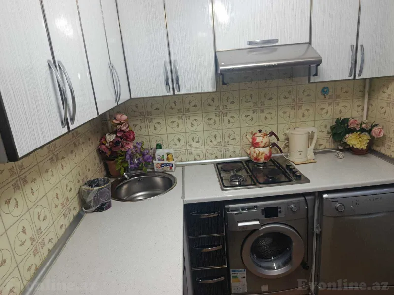 Kirayə verilir 2 otaqlı Mənzil Köhnə tikili 65 m² Neftçilər m. - şəkil 9