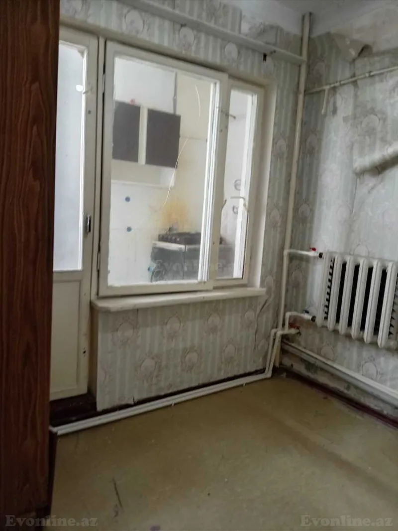Satılır 2 otaqlı Mənzil Köhnə tikili 45 m² 9-cu mikrorayon - şəkil 2