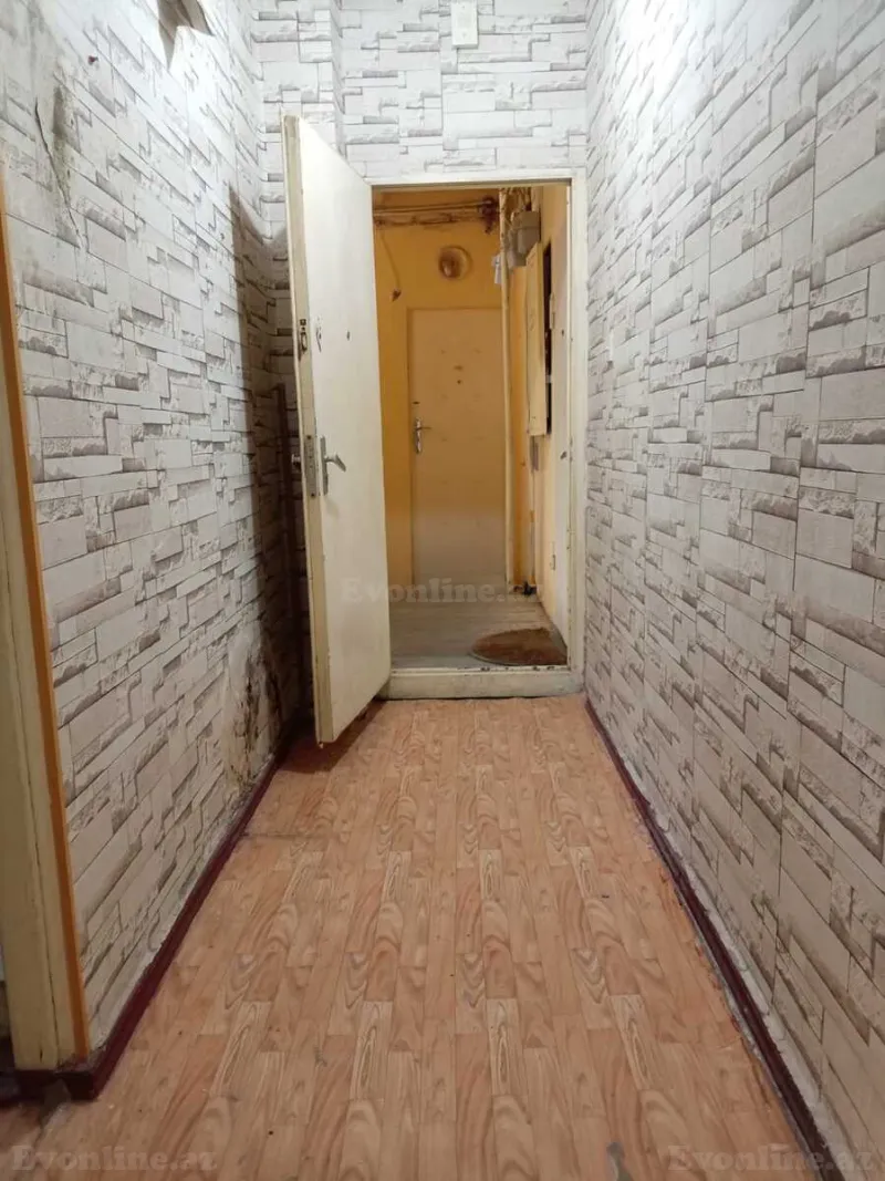 Satılır 2 otaqlı Mənzil Köhnə tikili 45 m² 9-cu mikrorayon - şəkil 3