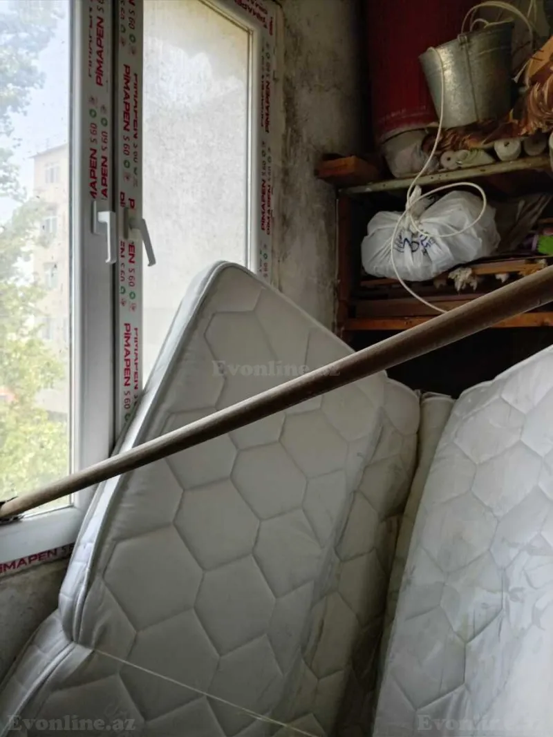 Satılır 2 otaqlı Mənzil Köhnə tikili 45 m² 9-cu mikrorayon - şəkil 6