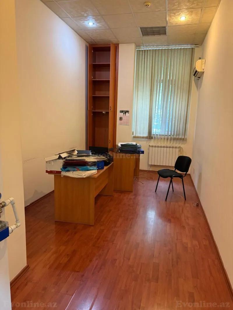 Kirayə verilir Ofis 235 m² İnşaatçılar m. - şəkil 4