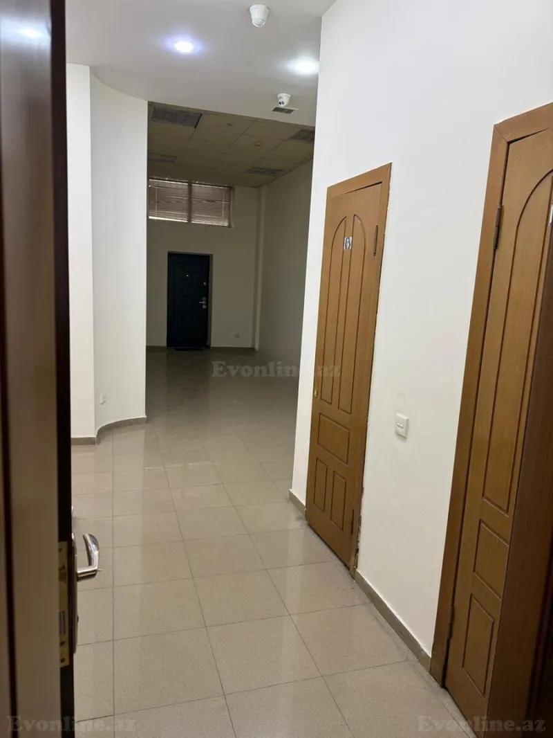 Kirayə verilir Ofis 235 m² İnşaatçılar m. - şəkil 13