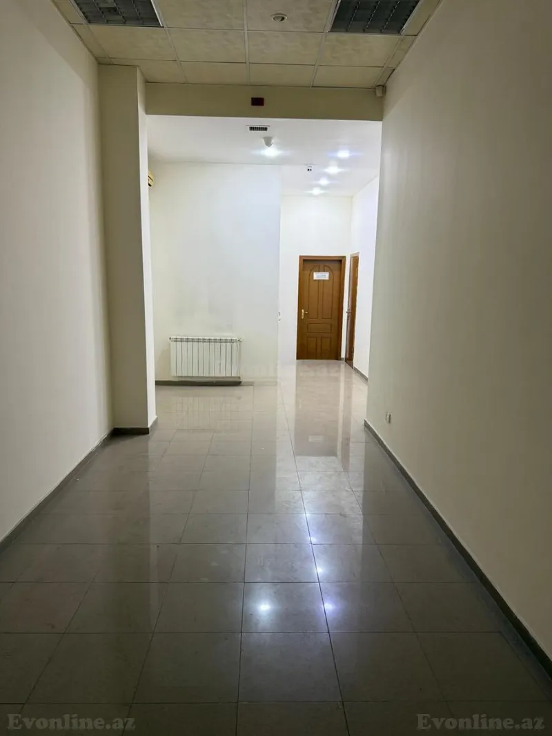Kirayə verilir Ofis 235 m² İnşaatçılar m. - şəkil 14
