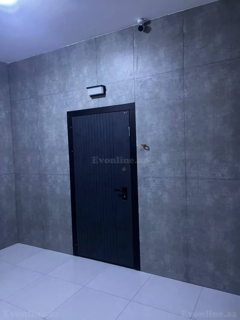 3 otaqlı Mənzil 100 m² 8 Noyabr m. Kirayə verilir