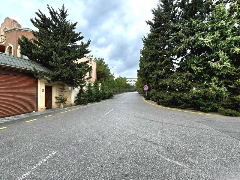 Satılır 8 otaqlı Həyət evi 375 m² Nizami r. - şəkil 12