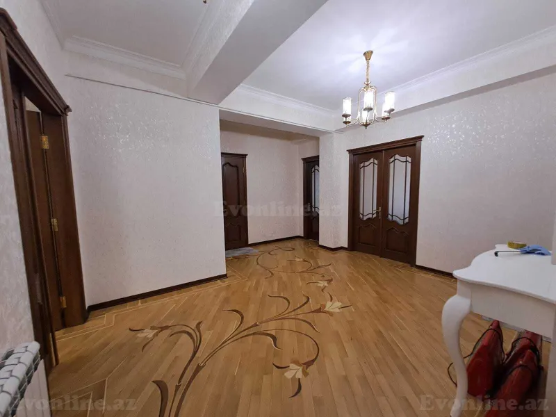 Satılır 3 otaqlı Mənzil Yeni tikili 133 m² Elmlər Akademiyası m. - şəkil 11