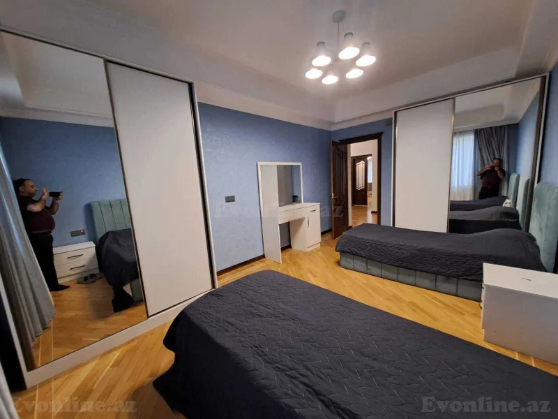 Satılır 3 otaqlı Mənzil Yeni tikili 133 m² Elmlər Akademiyası m. - şəkil 12