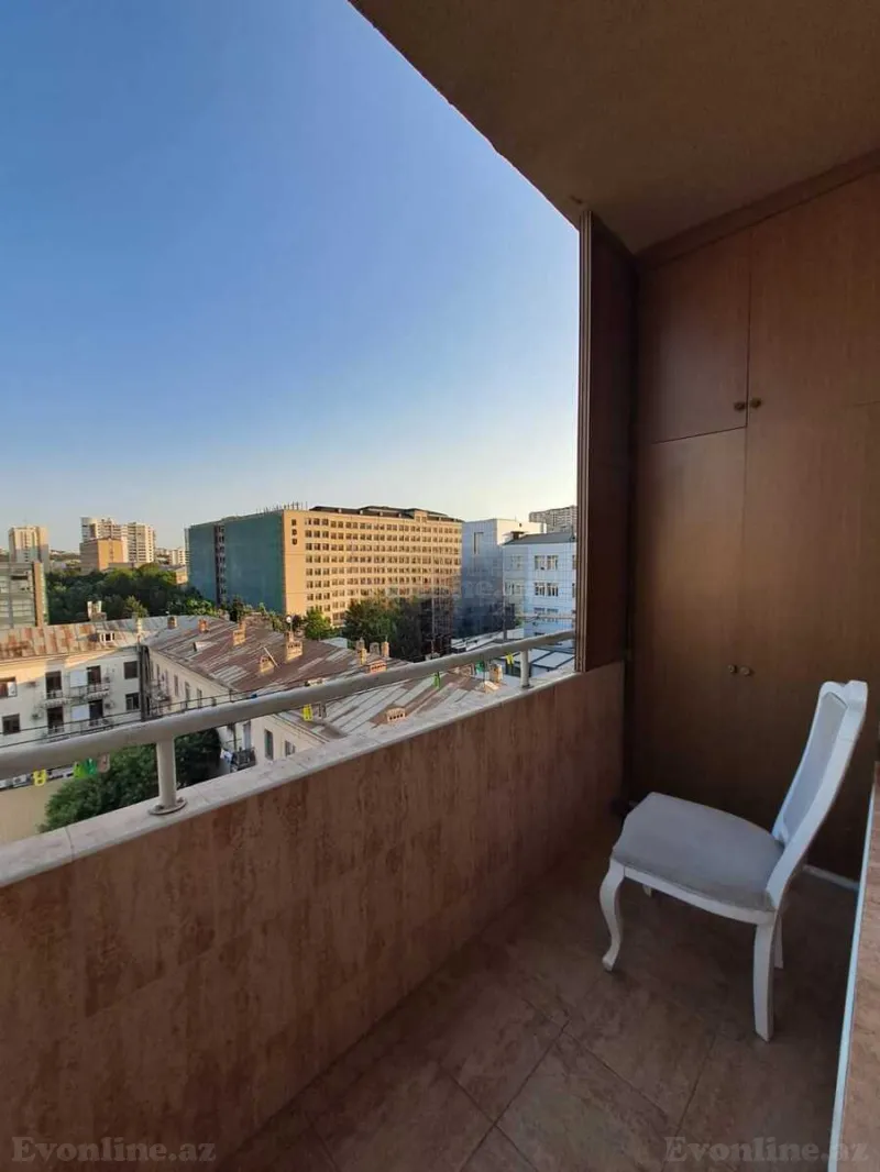 Satılır 3 otaqlı Mənzil Yeni tikili 133 m² Elmlər Akademiyası m. - şəkil 24
