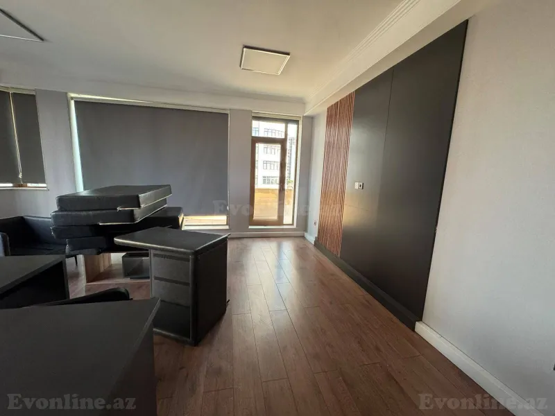 Kirayə verilir Ofis 1400 m² Elmlər Akademiyası m. - şəkil 13