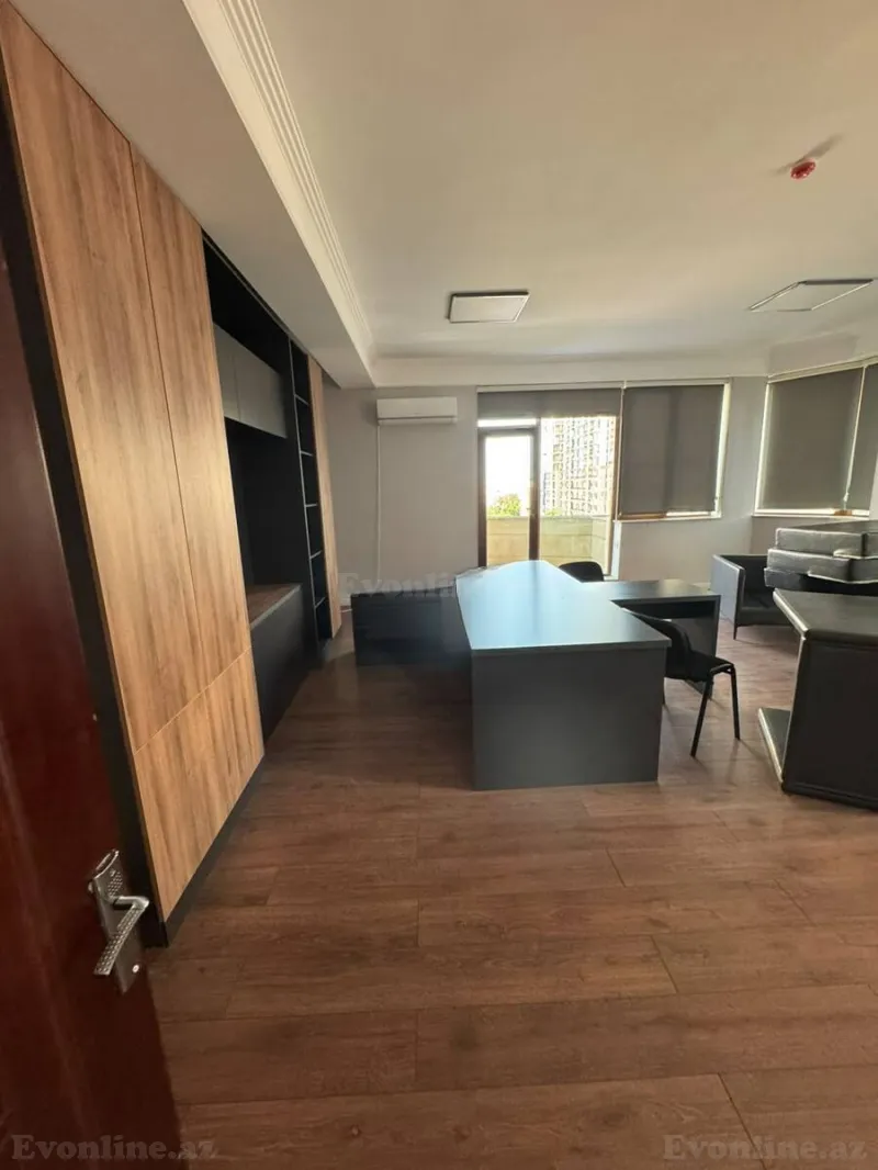 Kirayə verilir Ofis 1400 m² Elmlər Akademiyası m. - şəkil 14