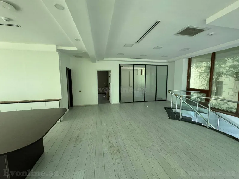 Kirayə verilir Ofis 1400 m² Elmlər Akademiyası m. - şəkil 17