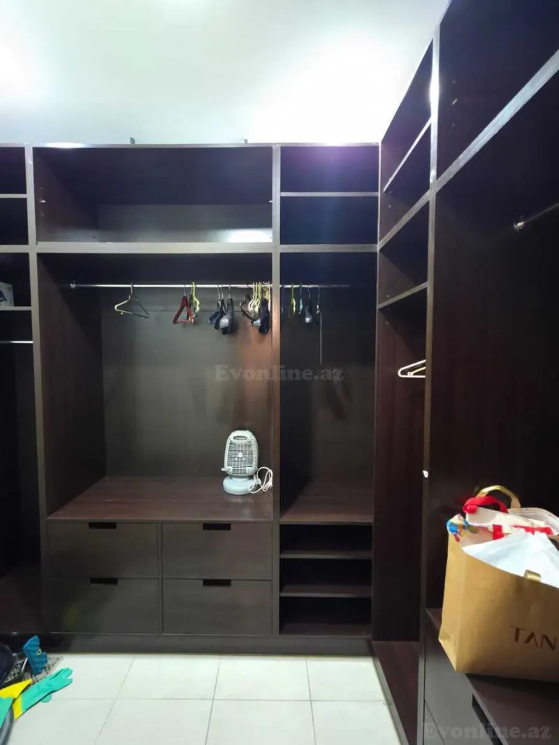 Kirayə verilir 4 otaqlı Mənzil Yeni tikili 190 m² Nizami m. - şəkil 16