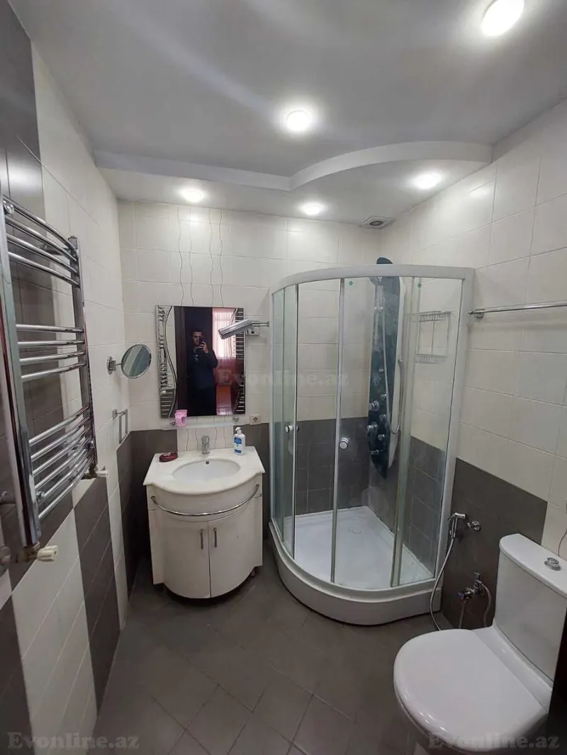 Kirayə verilir 4 otaqlı Mənzil Yeni tikili 190 m² Nizami m. - şəkil 18