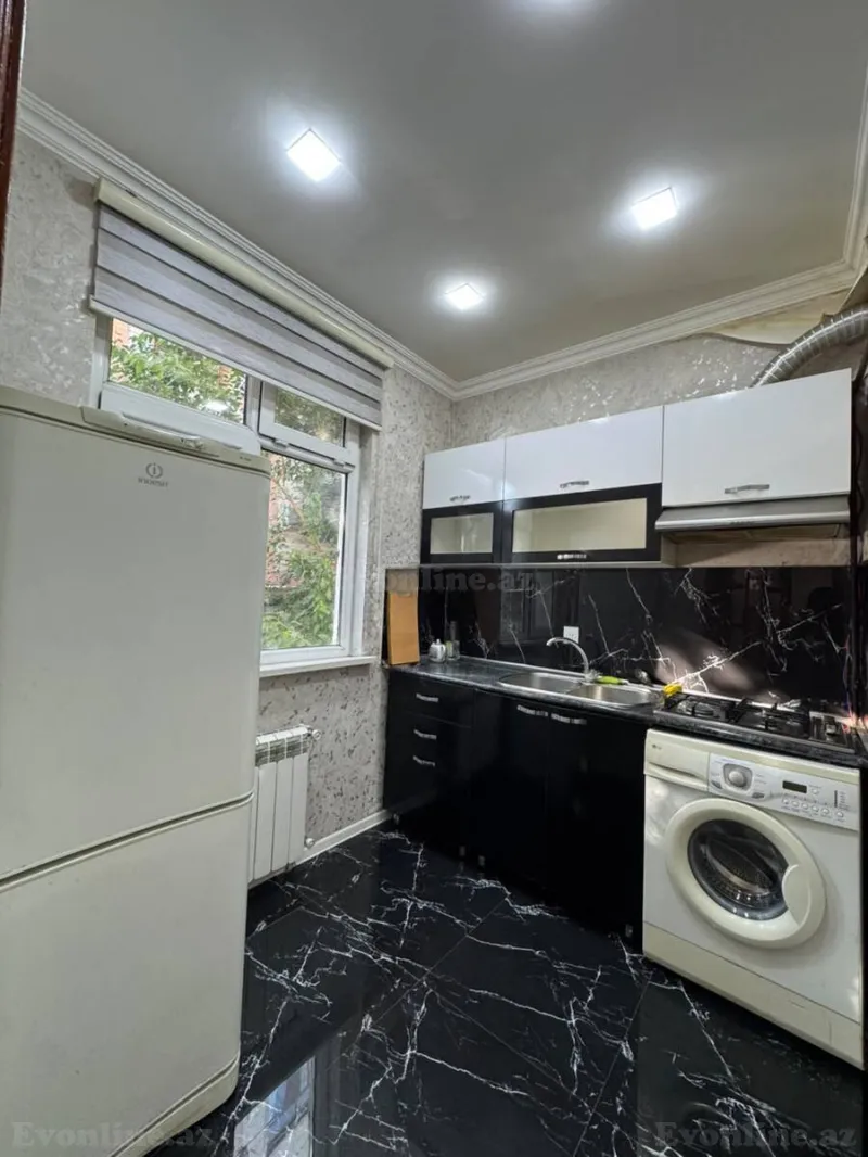 Kirayə verilir 2 otaqlı Mənzil Köhnə tikili 55 m² Memar Əcəmi m. - şəkil 9