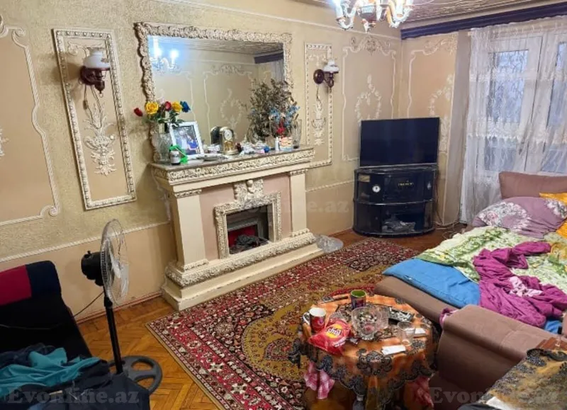 3 otaqlı Mənzil 70 m² Neftçilər m. Satılır