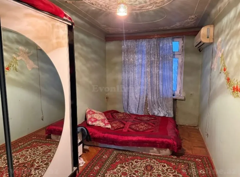 Satılır 3 otaqlı Mənzil Köhnə tikili 70 m² Neftçilər m. - şəkil 3