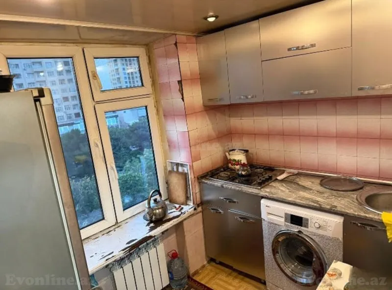 Satılır 3 otaqlı Mənzil Köhnə tikili 70 m² Neftçilər m. - şəkil 5