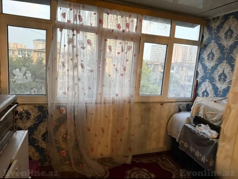 Satılır 3 otaqlı Mənzil Köhnə tikili 70 m² Neftçilər m. - şəkil 6