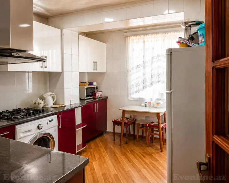 Satılır 3 otaqlı Mənzil Köhnə tikili 85 m² Qara Qarayev m. - şəkil 2