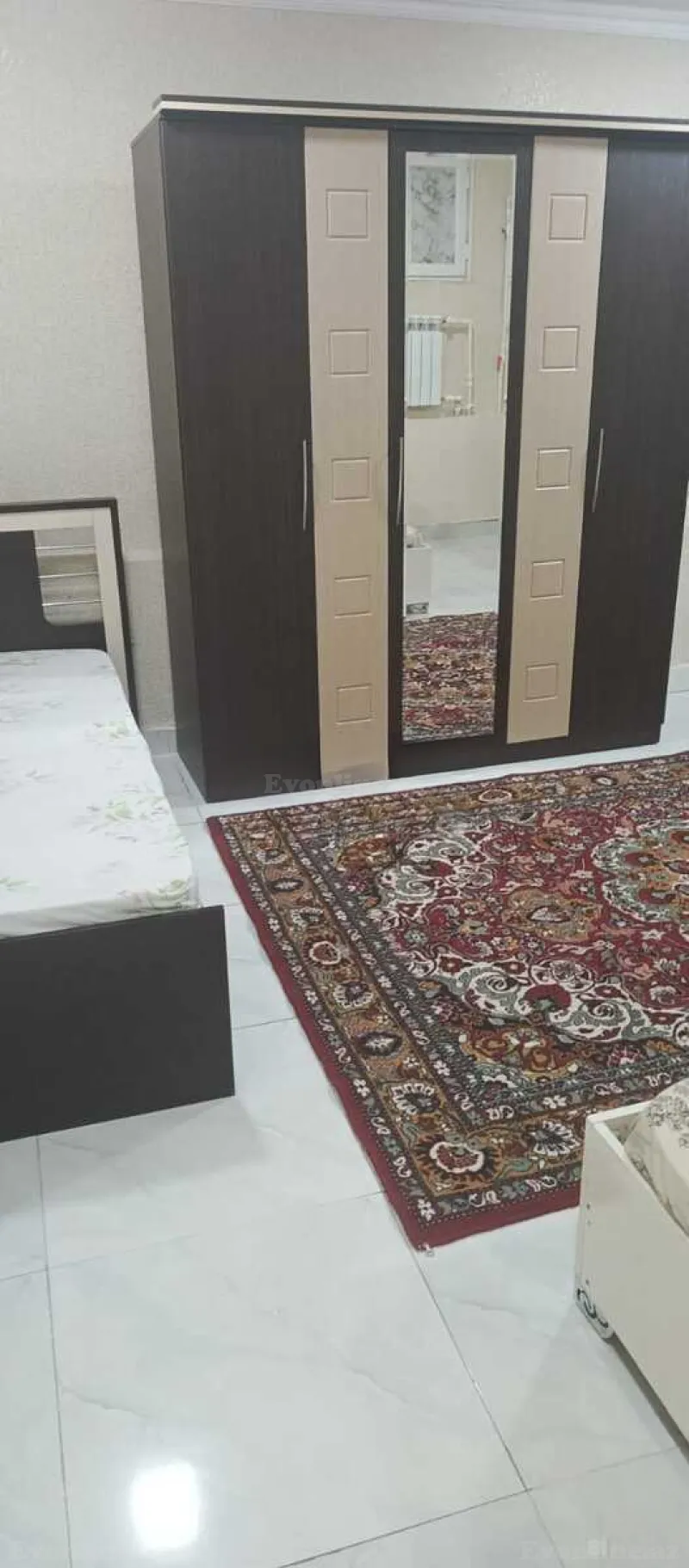 2 otaqlı Mənzil 50 m² İnşaatçılar m. Kirayə verilir