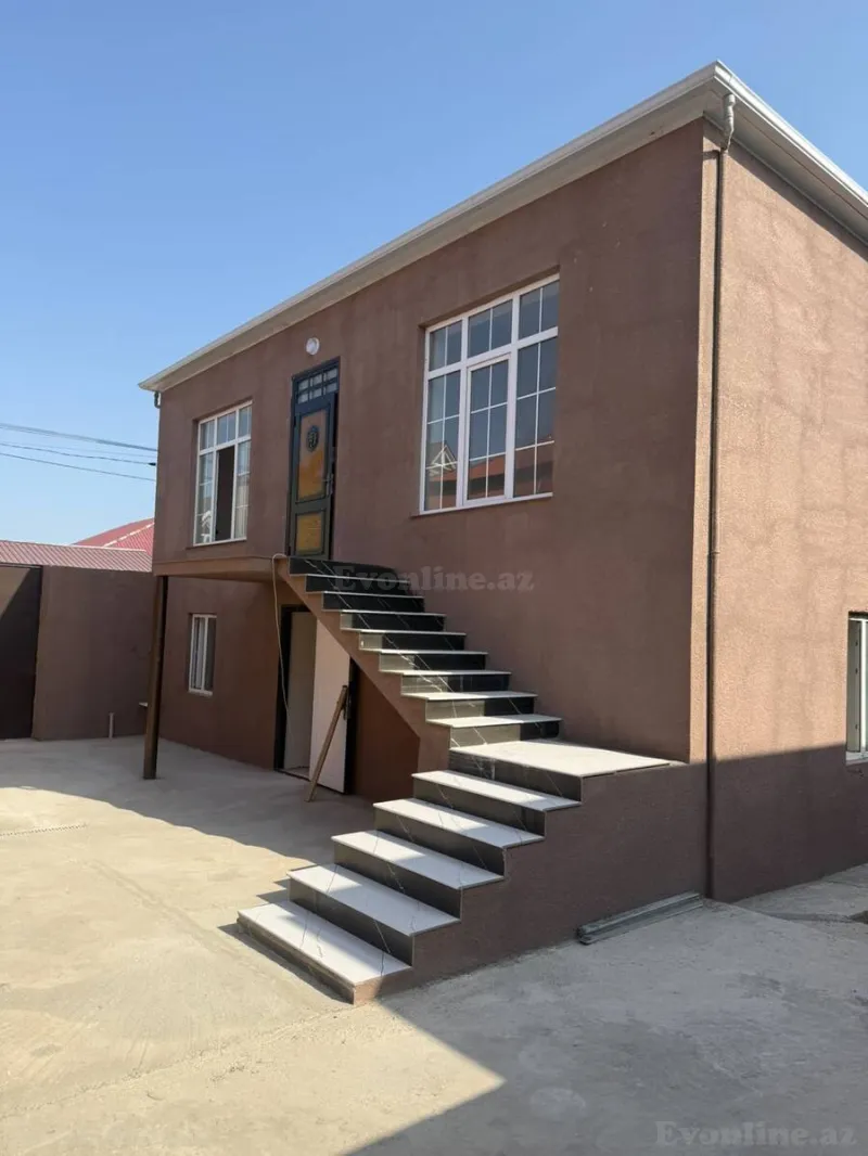 3 otaqlı Həyət evi 120 m² Abşeron r. Satılır