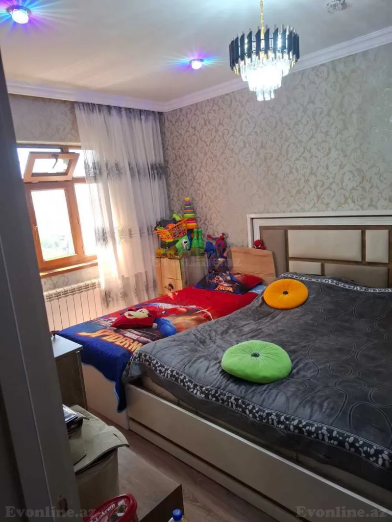 Satılır 4 otaqlı Mənzil Köhnə tikili 110 m² Yeni Günəşli - şəkil 6