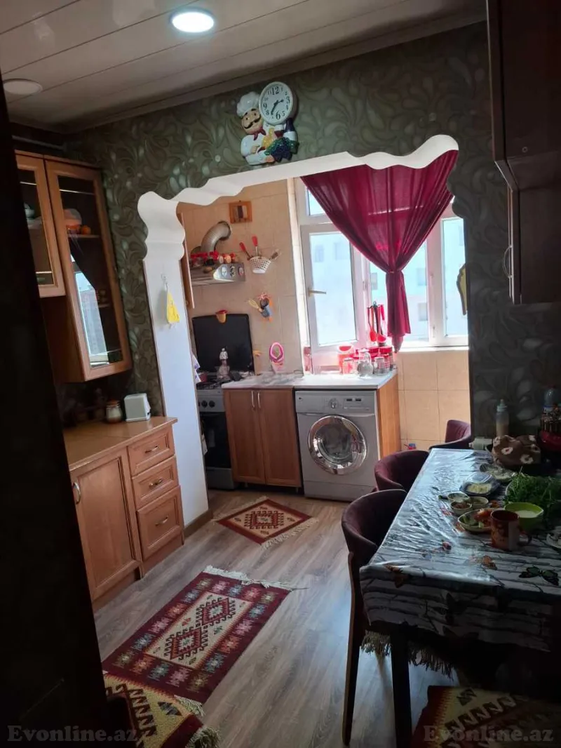 Satılır 4 otaqlı Mənzil Köhnə tikili 110 m² Yeni Günəşli - şəkil 10