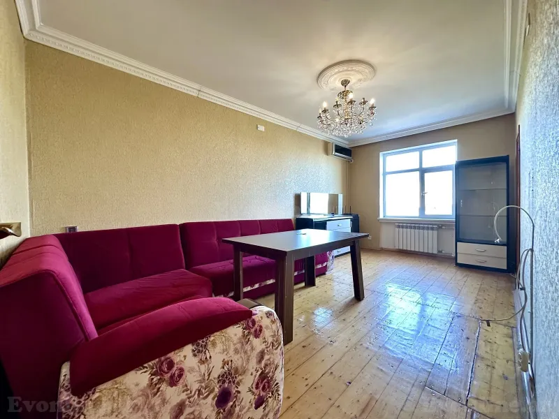 Satılır 3 otaqlı Mənzil Köhnə tikili 55 m² Həzi Aslanov m. - şəkil 2