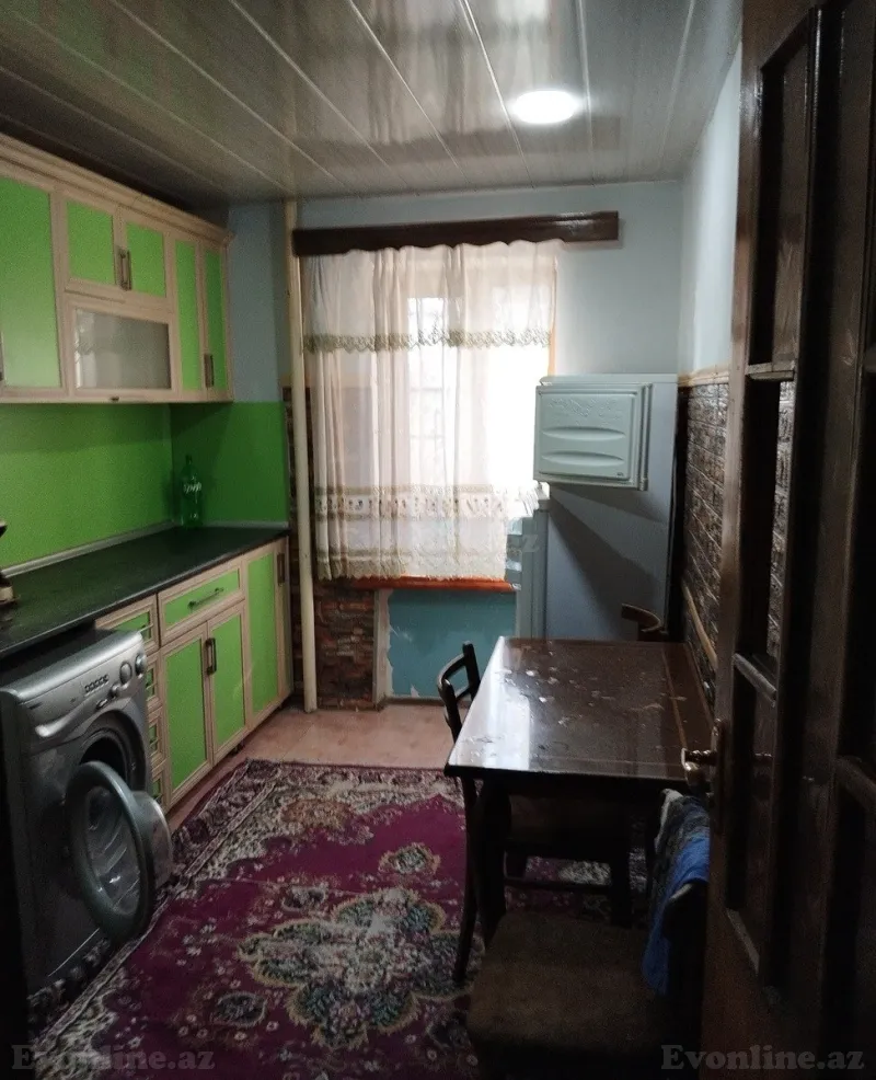 Satılır 2 otaqlı Mənzil Köhnə tikili 60 m² Əhmədli m. - şəkil 2