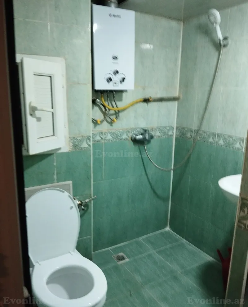 Satılır 2 otaqlı Mənzil Köhnə tikili 60 m² Əhmədli m. - şəkil 3