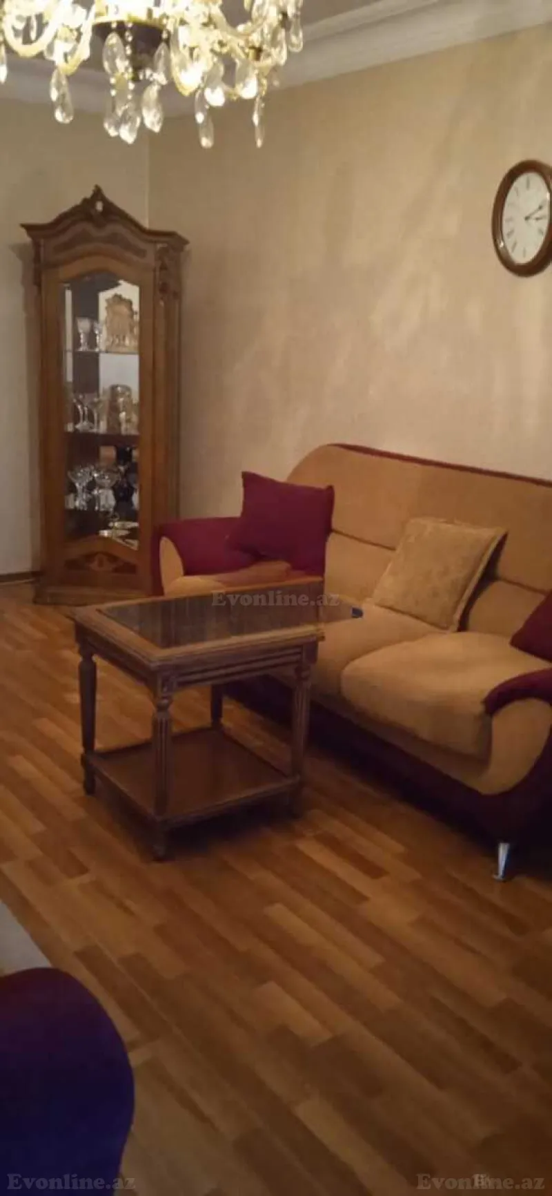 2 otaqlı Mənzil 45 m² Neftçilər m. Kirayə verilir
