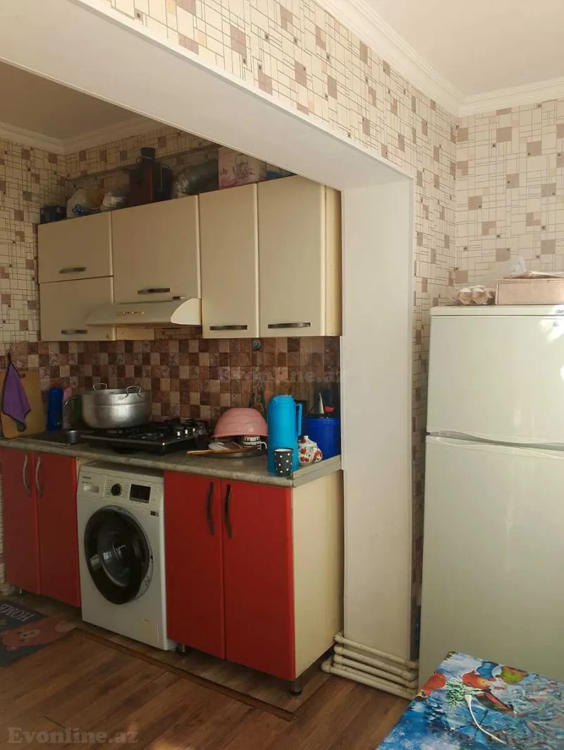 Satılır 3 otaqlı Mənzil Köhnə tikili 74 m² Yeni Günəşli - şəkil 6