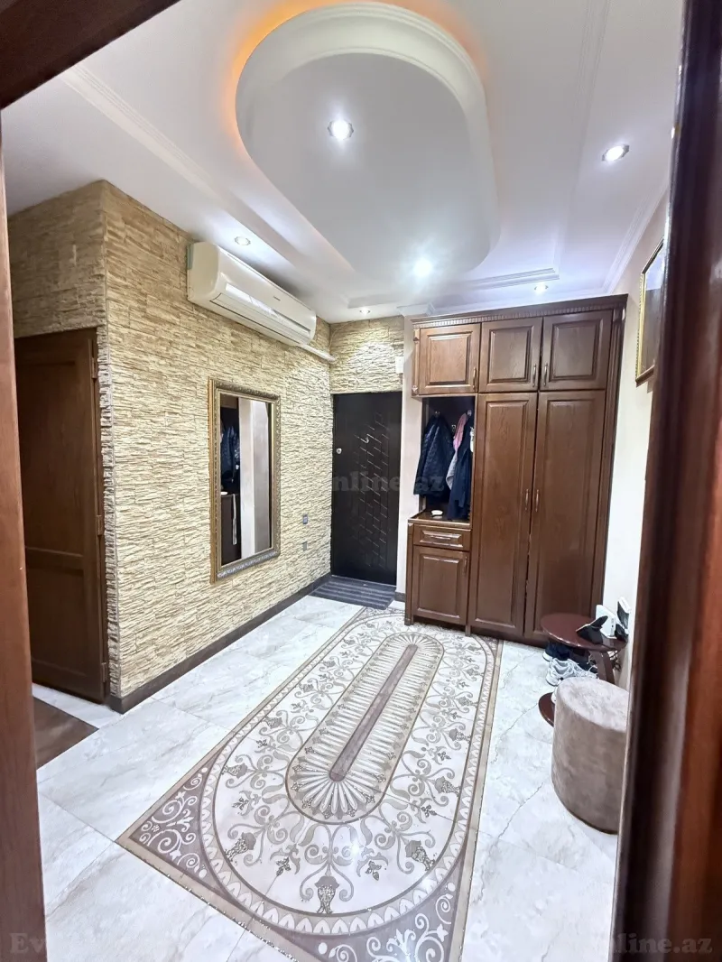 Satılır 5 otaqlı Mənzil Köhnə tikili 110 m² Azadlıq prospekti m. - şəkil 4