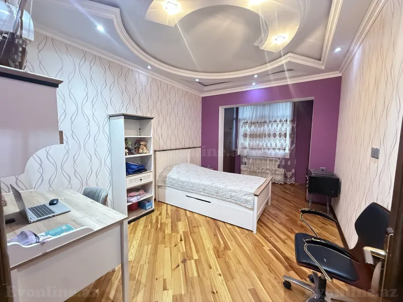 Satılır 5 otaqlı Mənzil Köhnə tikili 110 m² Azadlıq prospekti m. - şəkil 16