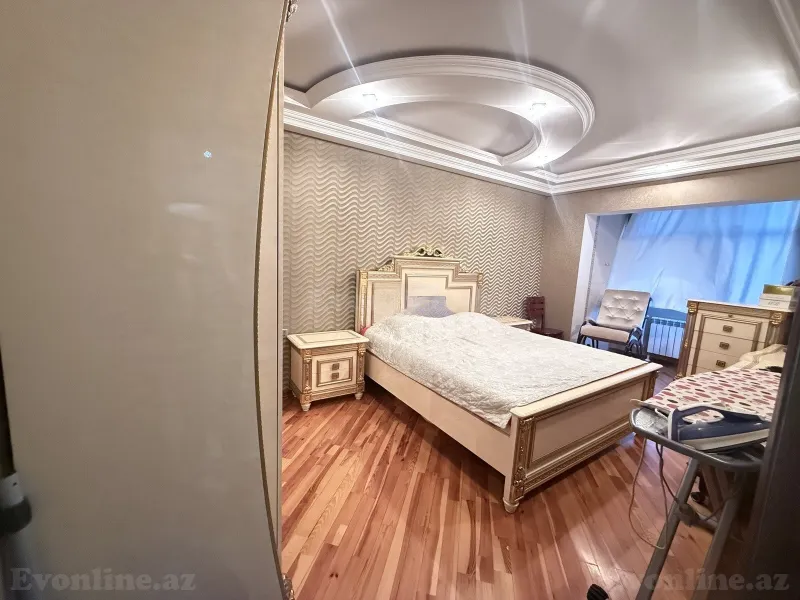 Satılır 5 otaqlı Mənzil Köhnə tikili 110 m² Azadlıq prospekti m. - şəkil 20