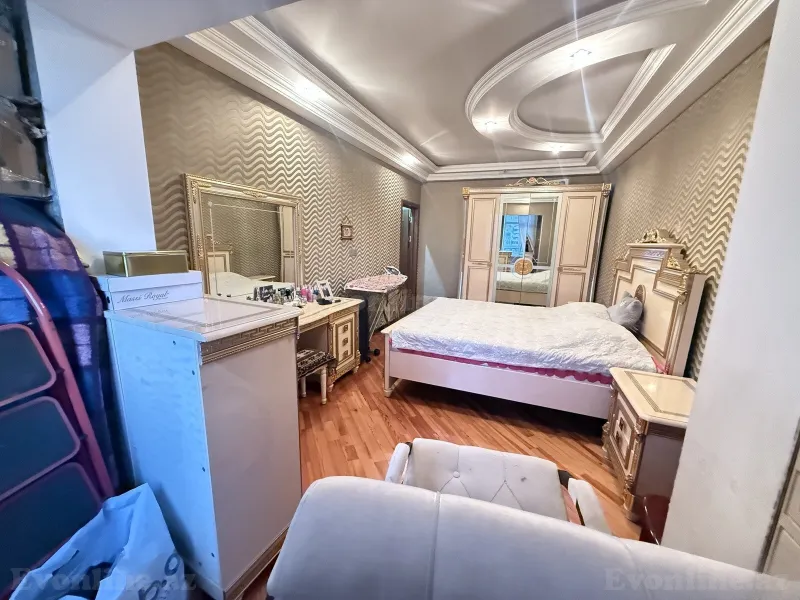 Satılır 5 otaqlı Mənzil Köhnə tikili 110 m² Azadlıq prospekti m. - şəkil 21