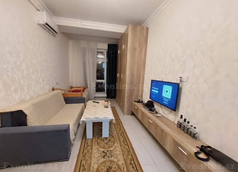 1 otaqlı Mənzil 35 m² Elmlər Akademiyası m. Kirayə verilir