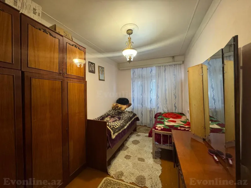 Satılır 3 otaqlı Mənzil Köhnə tikili 75 m² Xətai r. - şəkil 6