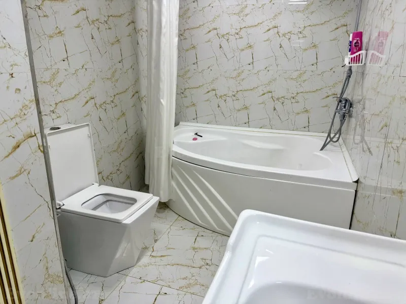Satılır 4 otaqlı Mənzil Yeni tikili 92 m² Həzi Aslanov m. - şəkil 25