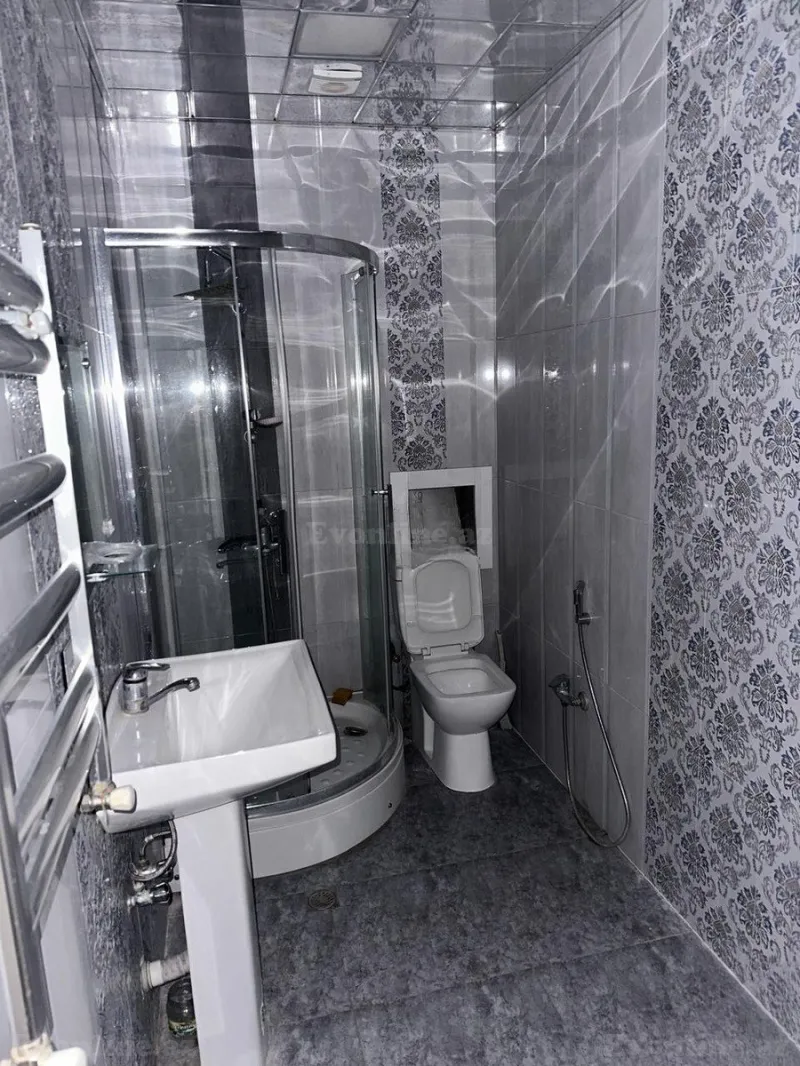 Kirayə verilir 2 otaqlı Mənzil Yeni tikili 80 m² Memar Əcəmi m. - şəkil 3