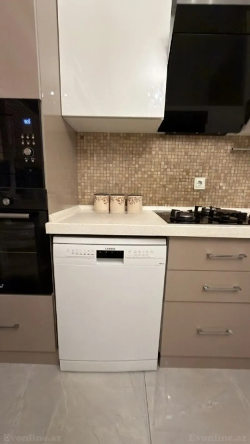 Satılır 2 otaqlı Mənzil Yeni tikili 80 m² Nərimanov r. - şəkil 16