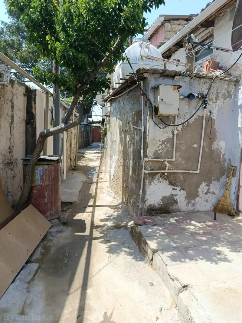 Satılır 2 otaqlı Mənzil Köhnə tikili 53 m² Əmircan - şəkil 13