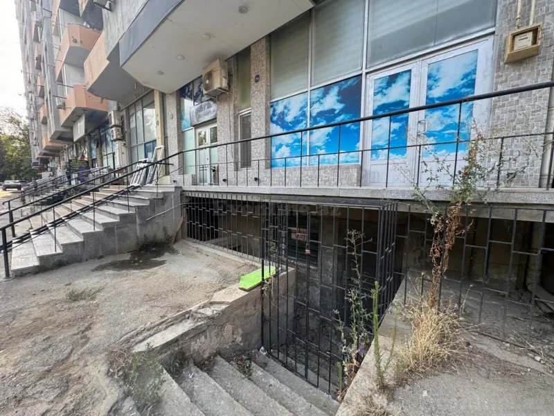 Satılır Obyekt 430 m² Xalqlar Dostluğu m. - şəkil 2