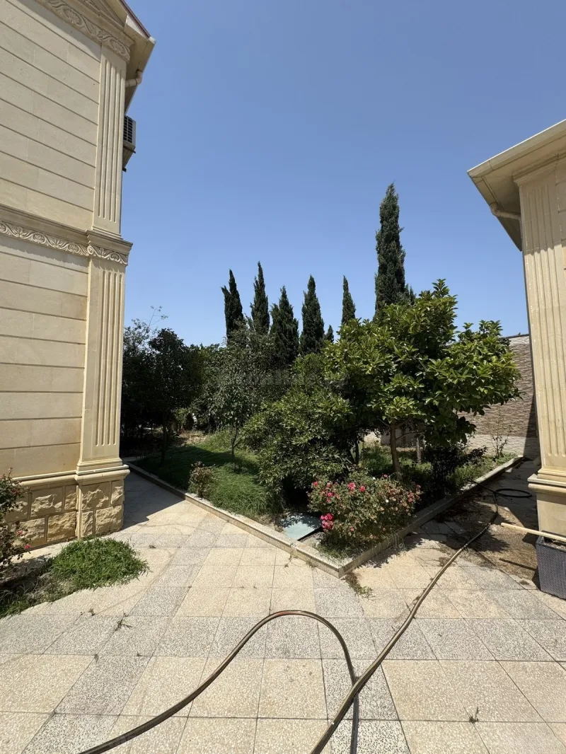 Satılır 7 otaqlı Həyət evi 400 m² Novxanı - şəkil 7