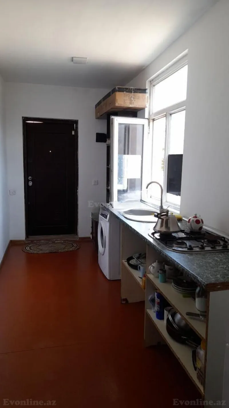 Kirayə verilir 2 otaqlı Həyət evi 60 m² İnşaatçılar m. - şəkil 4