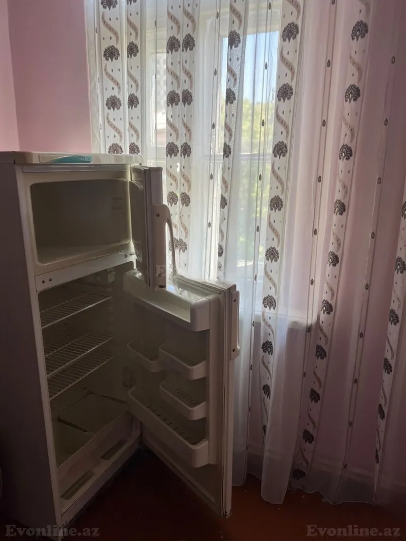 Kirayə verilir 1 otaqlı Mənzil Köhnə tikili 29 m² Elmlər Akademiyası m. - şəkil 11