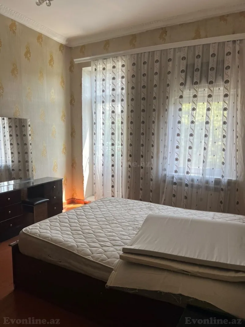 Kirayə verilir 1 otaqlı Mənzil Köhnə tikili 29 m² Elmlər Akademiyası m. - şəkil 20