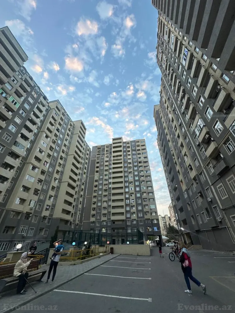 2 otaqlı Mənzil 38 m² Günəşli Satılır