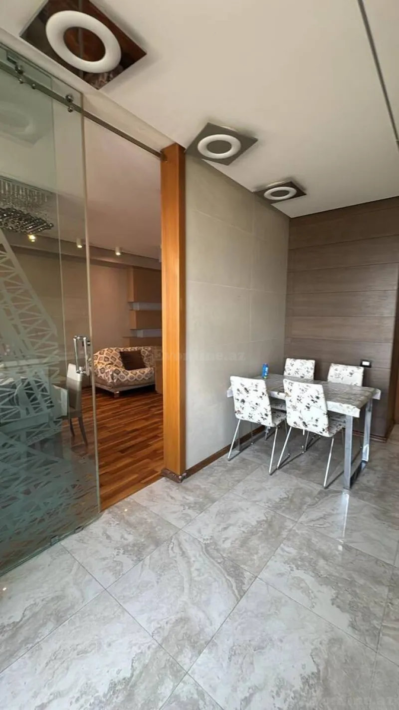Kirayə verilir 3 otaqlı Mənzil Yeni tikili 140 m² Azadlıq prospekti m. - şəkil 6
