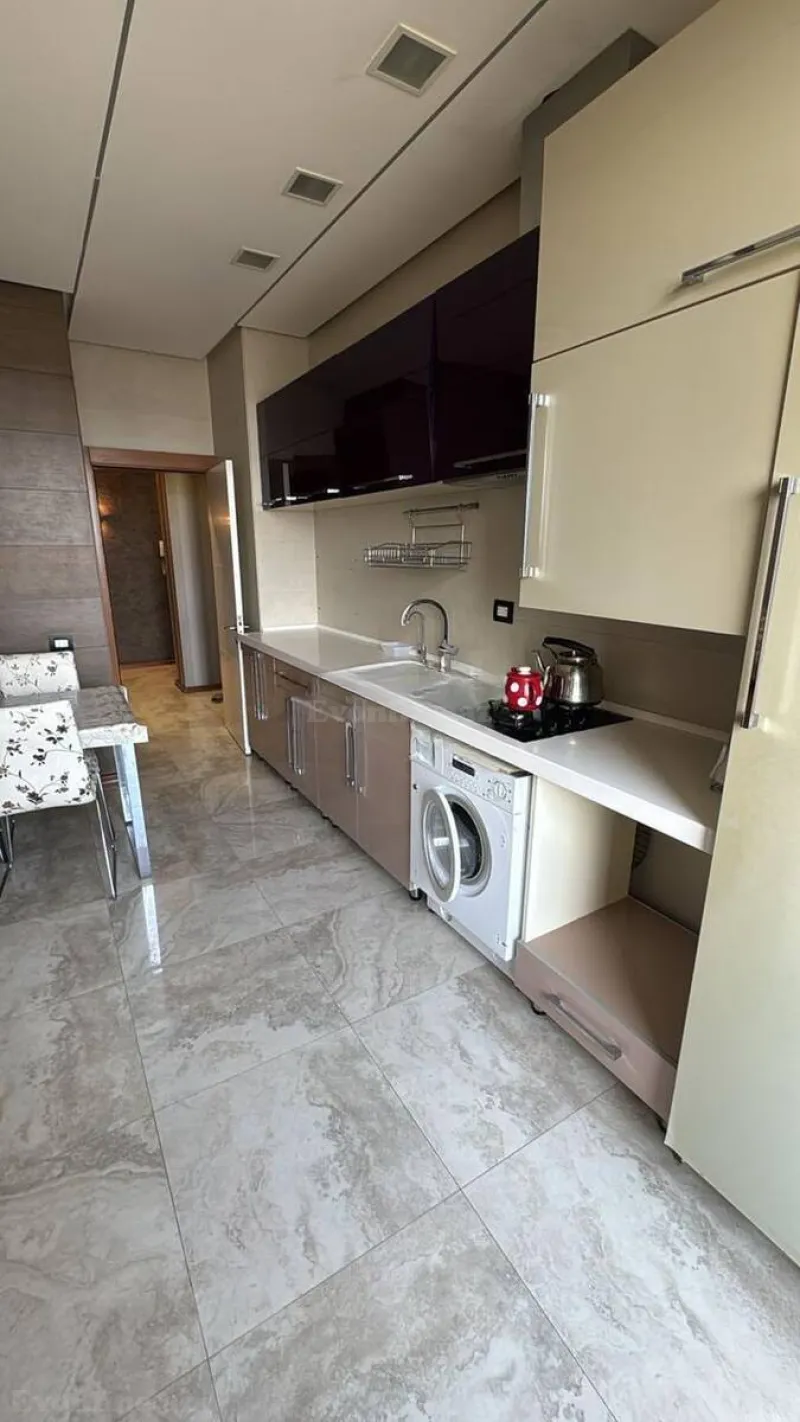 Kirayə verilir 3 otaqlı Mənzil Yeni tikili 140 m² Azadlıq prospekti m. - şəkil 7